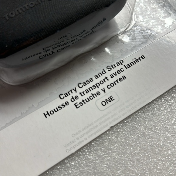 TomTom Carry Case and Wrist Strap for the ONE GPS Device - Brand New!! - Picture 3 of 4